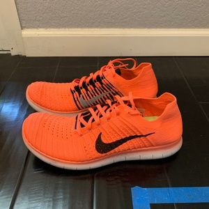 Nike Free RN Flyknit Bright Mango